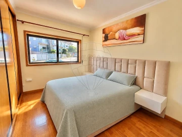 Apartamento T2 para Venda em Campo e Sobrado