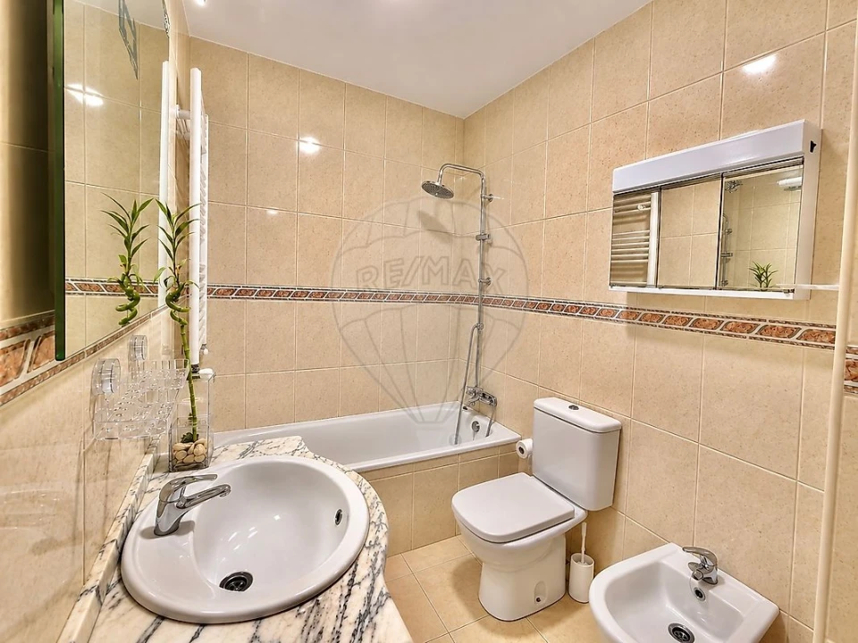 Apartamento T2 para Venda em Campo e Sobrado Foto 14