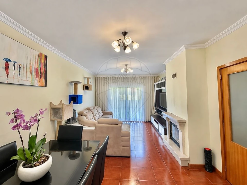 Apartamento T2 para Venda em Campo e Sobrado Foto 2