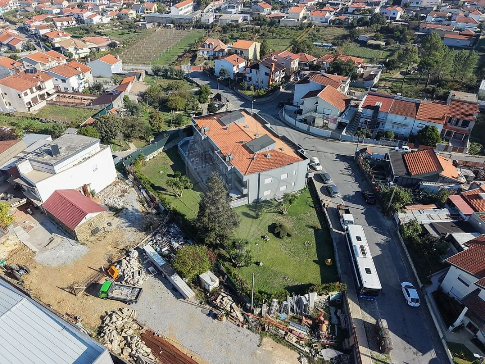 Apartamento T2 para Venda em Campo e Sobrado Foto 26