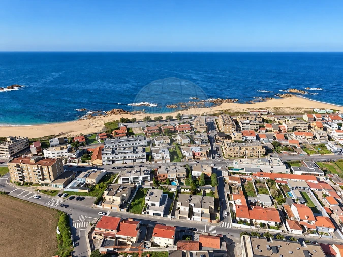 Moradia T2 para Venda em Perafita, Lavra e Santa Cruz do Bispo Foto 14