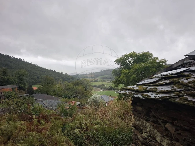 Moradia T1 para Venda em Pena, Quintã e Vila Cova Foto 6