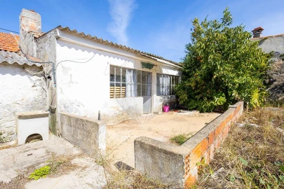 Moradia T2 para Venda em Manique do Intendente, Vila Nova de São Pedro e Maçussa