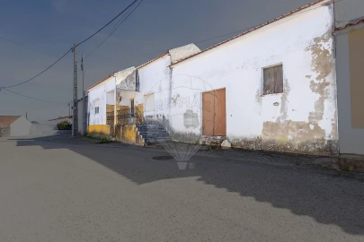 Moradia T2 para Venda em Manique do Intendente, Vila Nova de São Pedro e Maçussa