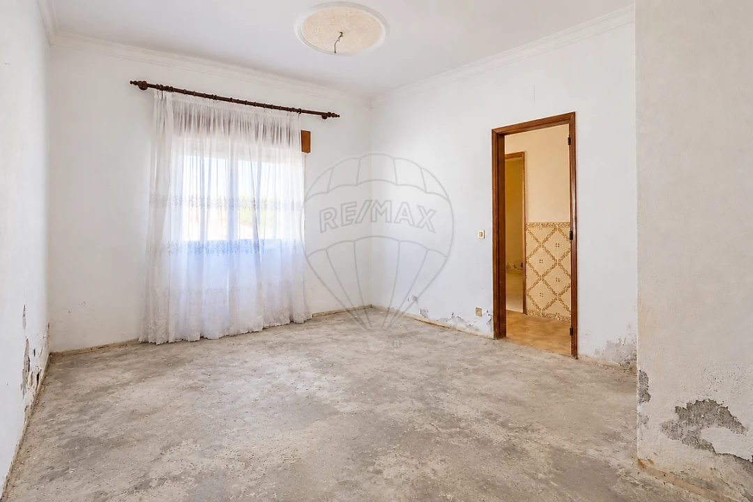 Moradia T2 para Venda em Manique do Intendente, Vila Nova de São Pedro e Maçussa Foto 17