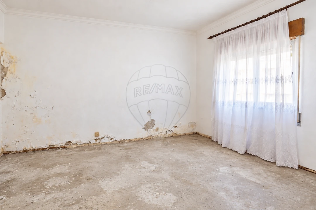 Moradia T2 para Venda em Manique do Intendente, Vila Nova de São Pedro e Maçussa Foto 16