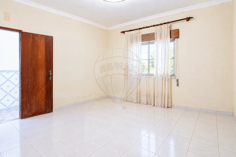 Moradia T2 para Venda em Manique do Intendente, Vila Nova de São Pedro e Maçussa Foto 5