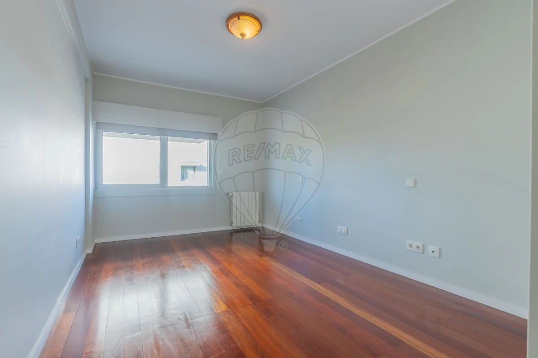 Apartamento T2 para Venda em Nogueira e Silva Escura Foto 15