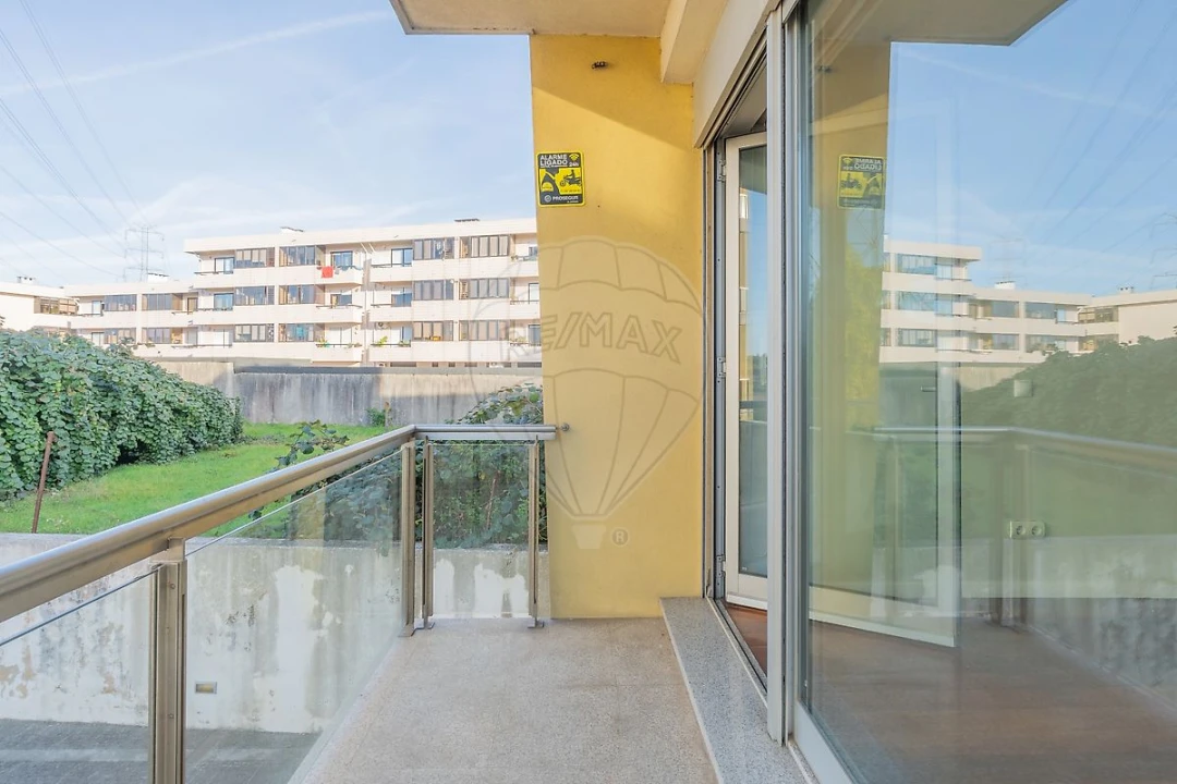 Apartamento T2 para Venda em Nogueira e Silva Escura Foto 21