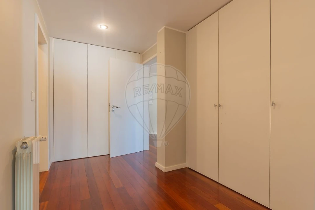 Apartamento T2 para Venda em Nogueira e Silva Escura Foto 11