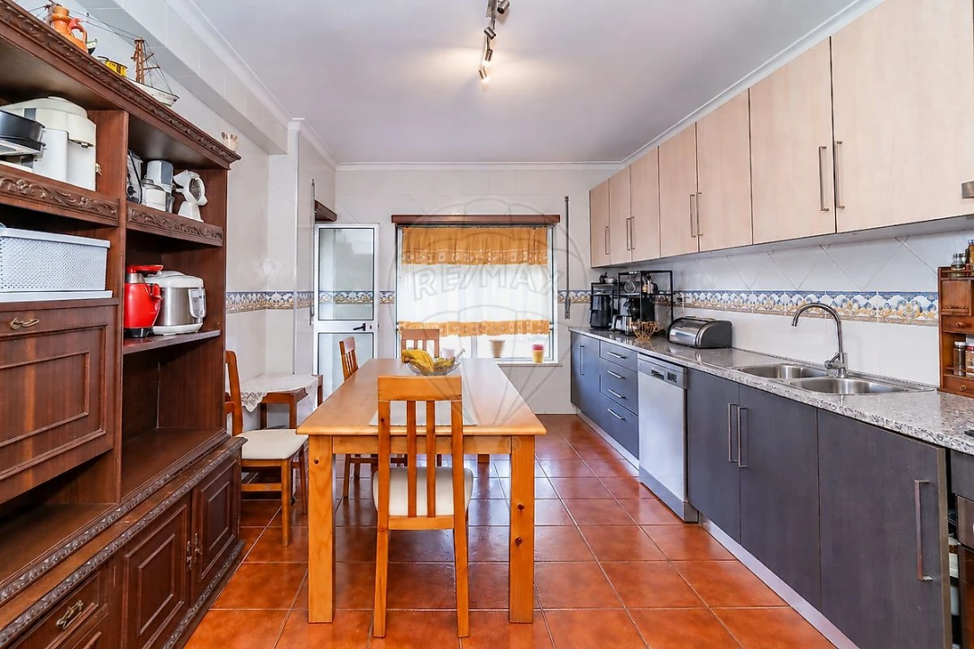 Apartamento T3 para Venda em Tavarede Foto 8