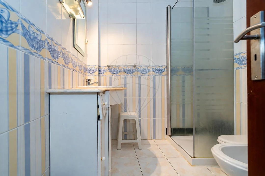 Apartamento T3 para Venda em Tavarede Foto 22