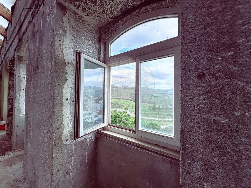 Terreno para Venda em Peso da Régua e Godim Foto 17