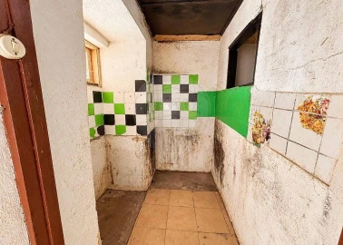 Prédio para Venda em Peso da Régua e Godim