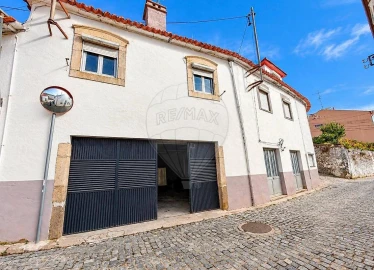 Prédio para Venda em Peso da Régua e Godim