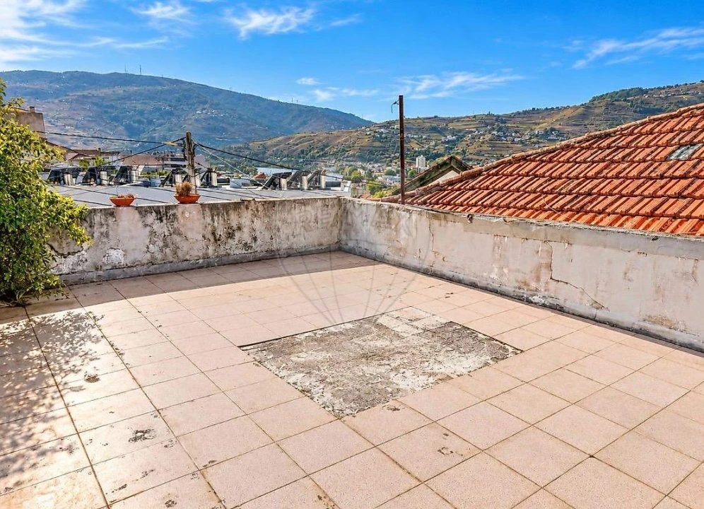 Prédio para Venda em Peso da Régua e Godim Foto 5