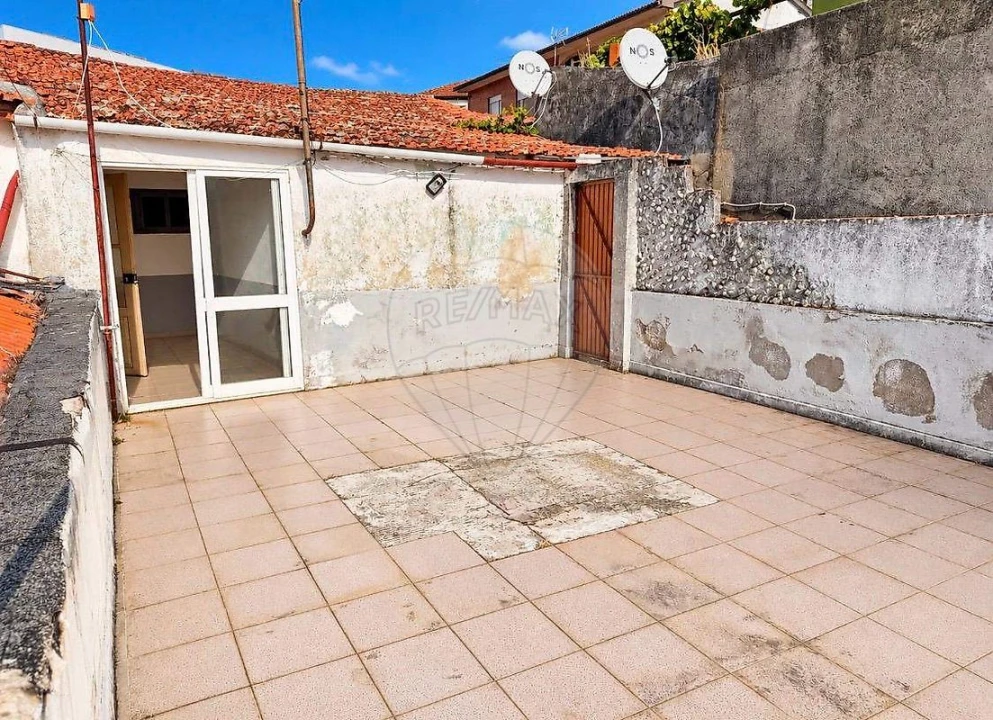 Prédio para Venda em Peso da Régua e Godim Foto 6