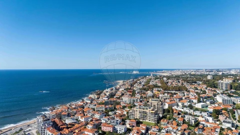 Apartamento T3 para Venda em Aldoar, Foz do Douro e Nevogilde