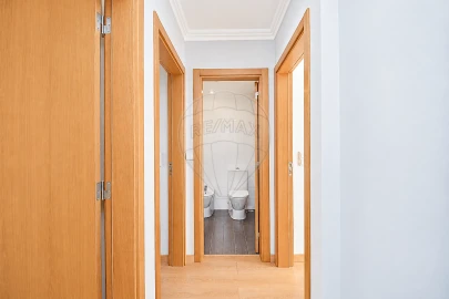 Apartamento T3 para Arrendamento em Olivais