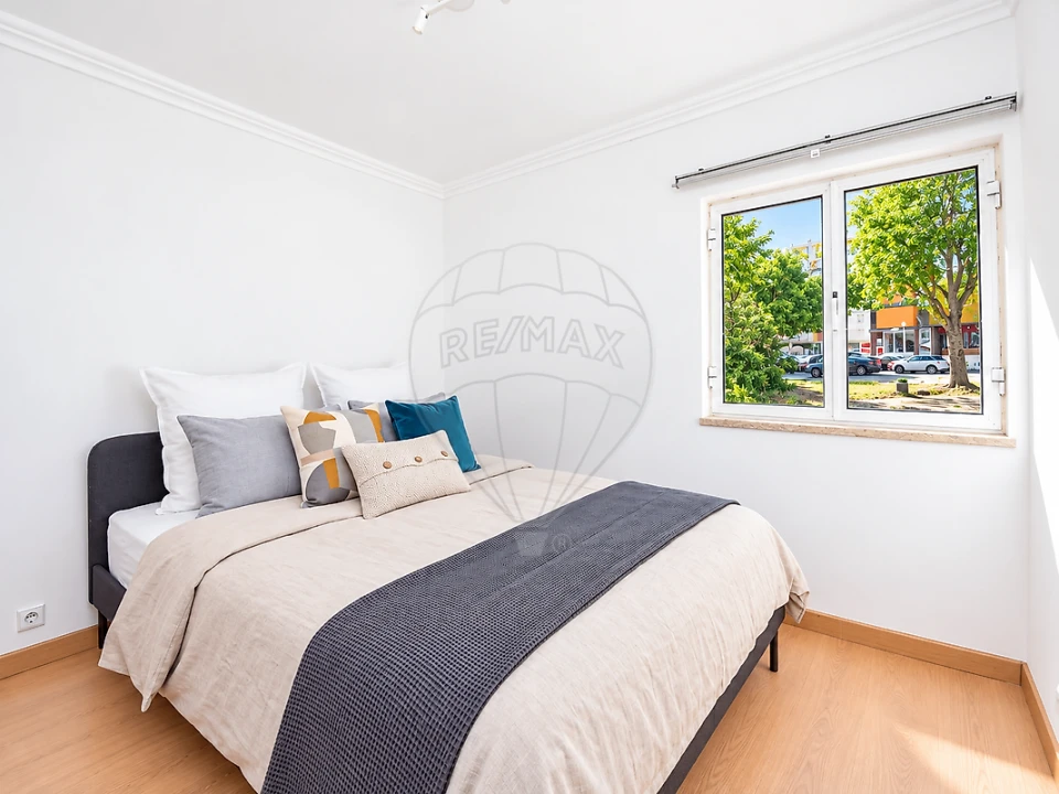 Apartamento T3 para Arrendamento em Olivais Foto 18