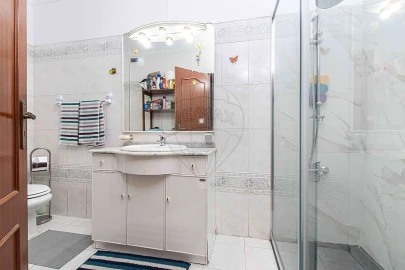 Moradia T3 para Venda em Santo Quintino