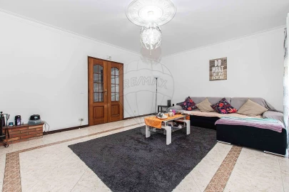 Moradia T3 para Venda em Santo Quintino