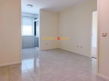 Apartamento T1 para Venda em Aguas Santas