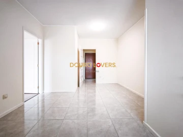 Apartamento T1 para Venda em Aguas Santas