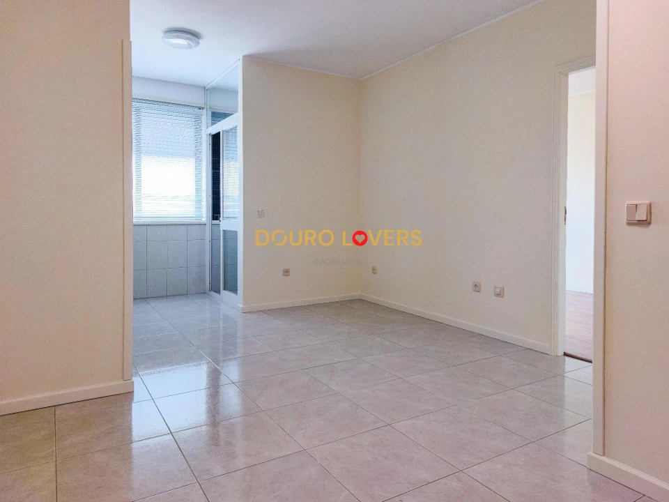 Apartamento T1 para Venda em Aguas Santas Foto 10