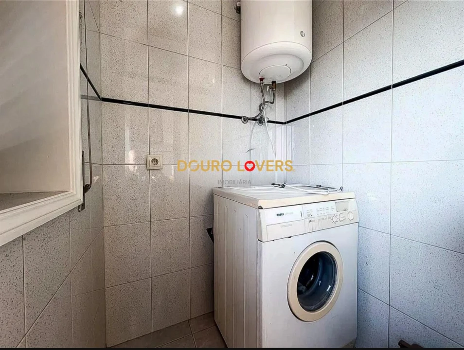 Apartamento T1 para Venda em Aguas Santas Foto 11