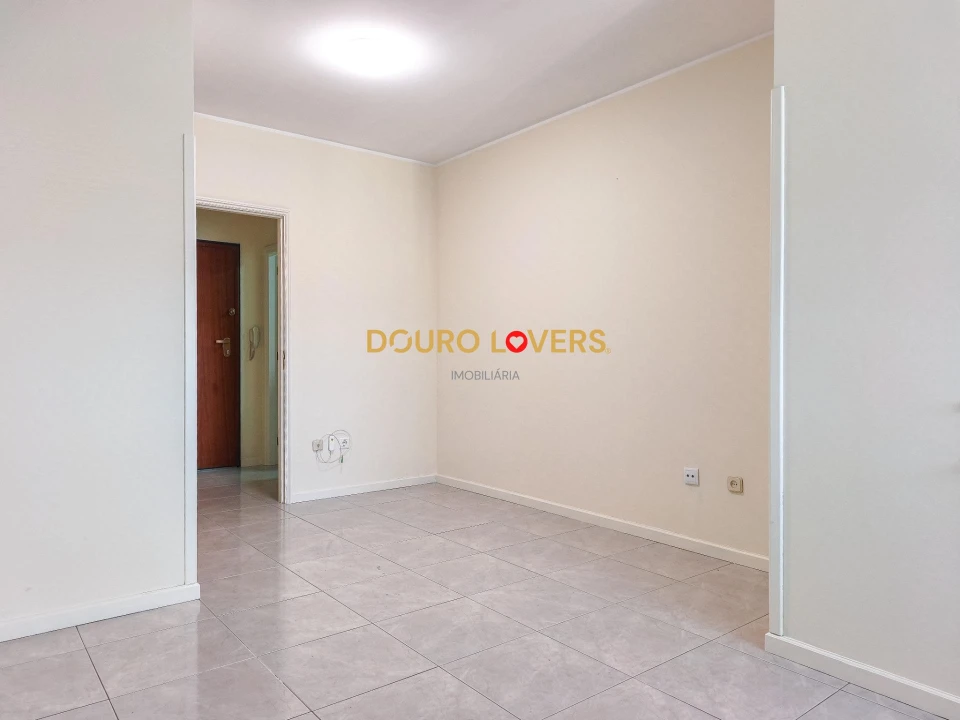Apartamento T1 para Venda em Aguas Santas Foto 15