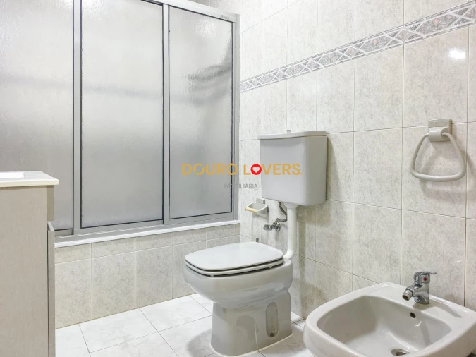 Apartamento T1 para Venda em Aguas Santas Foto 17