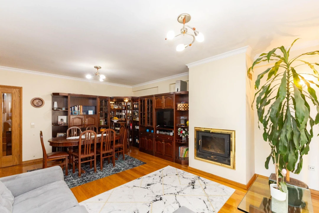 Apartamento T3 para Venda em Cidade da Maia Foto 7