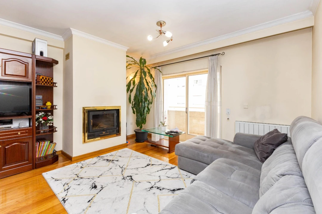Apartamento T3 para Venda em Cidade da Maia Foto 9