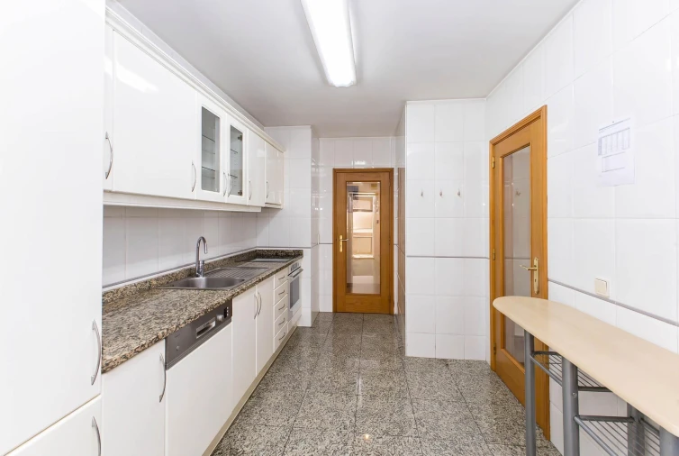Apartamento T3 para Venda em Cidade da Maia Foto 12