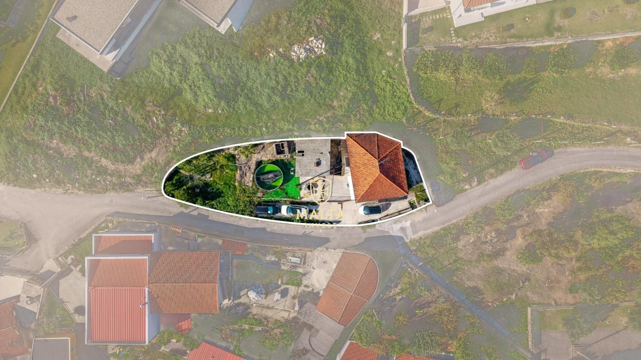 Moradia T3 para Venda em Cervães Foto 18