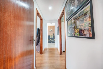 Moradia T3 para Venda em Cervães