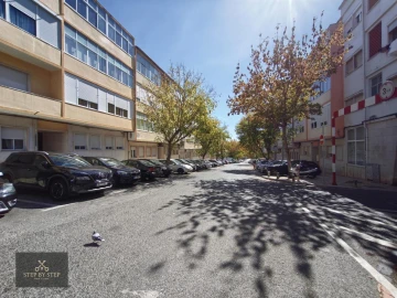Apartamento T3 para Venda em Falagueira-Venda Nova