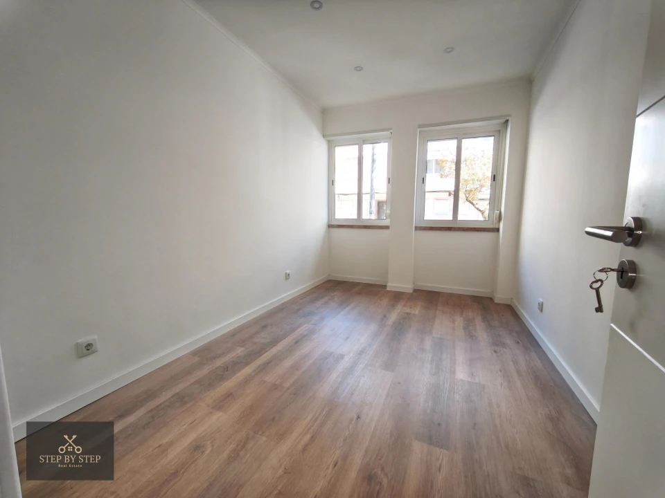 Apartamento T3 para Venda em Falagueira-Venda Nova Foto 22