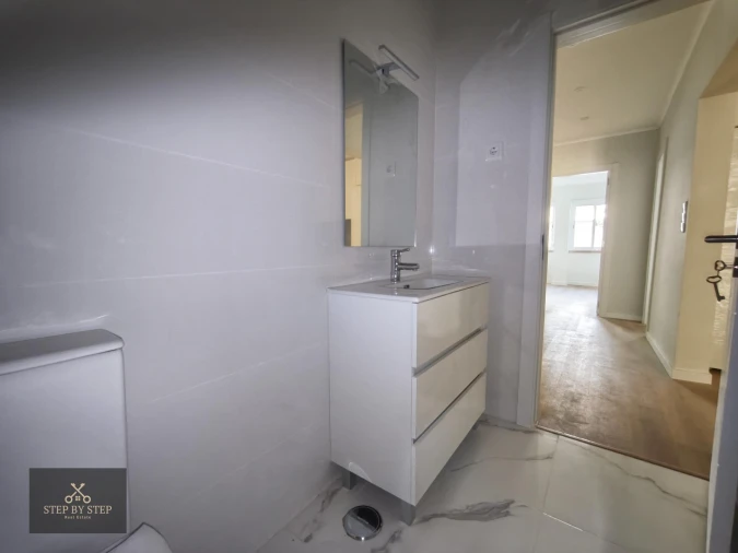 Apartamento T3 para Venda em Falagueira-Venda Nova Foto 27