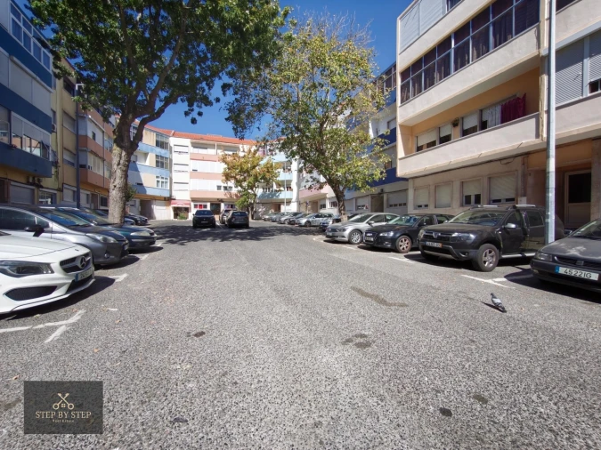 Apartamento T3 para Venda em Falagueira-Venda Nova Foto 33