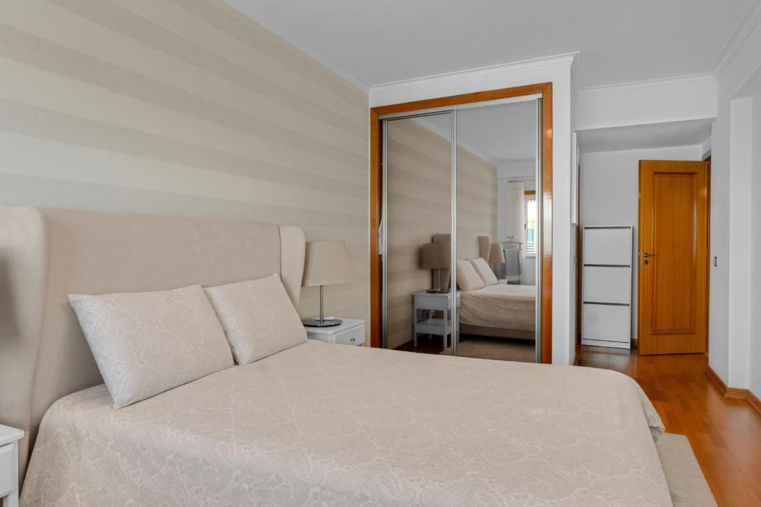 Apartamento T2 para Venda em Mina de Água Foto 7