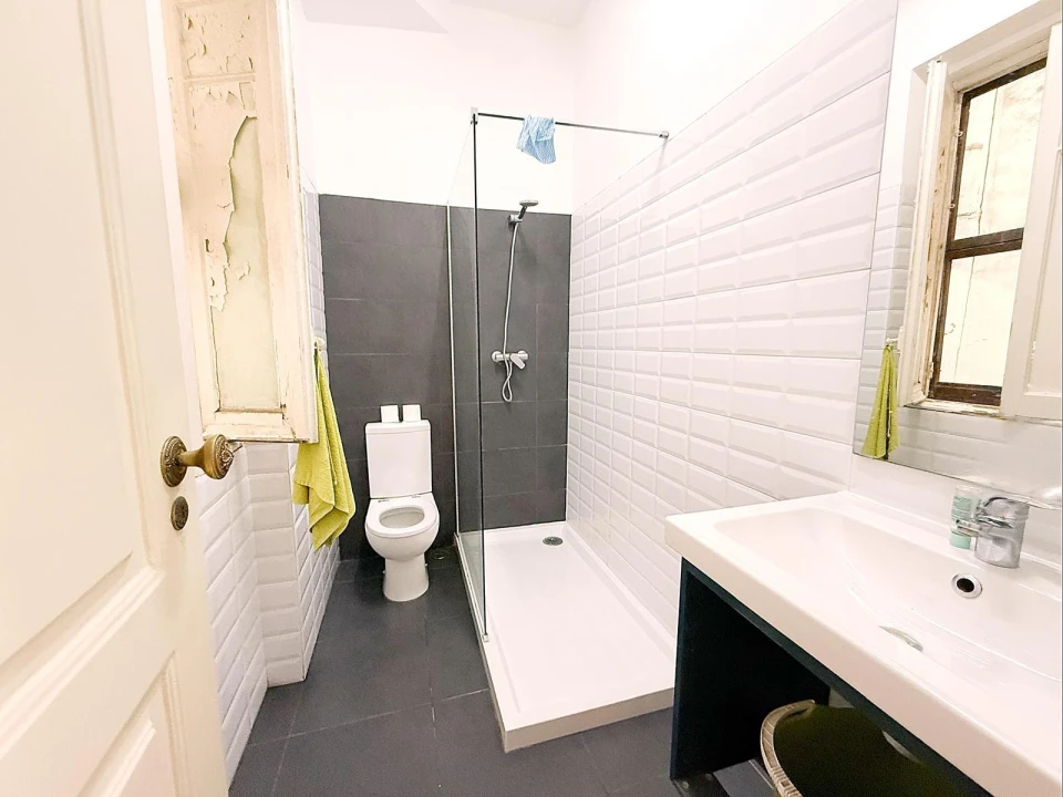 Apartamento T6 para Venda em Avenidas Novas Foto 8