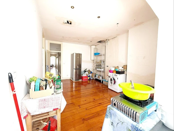 Apartamento T6 para Venda em Avenidas Novas Foto 3