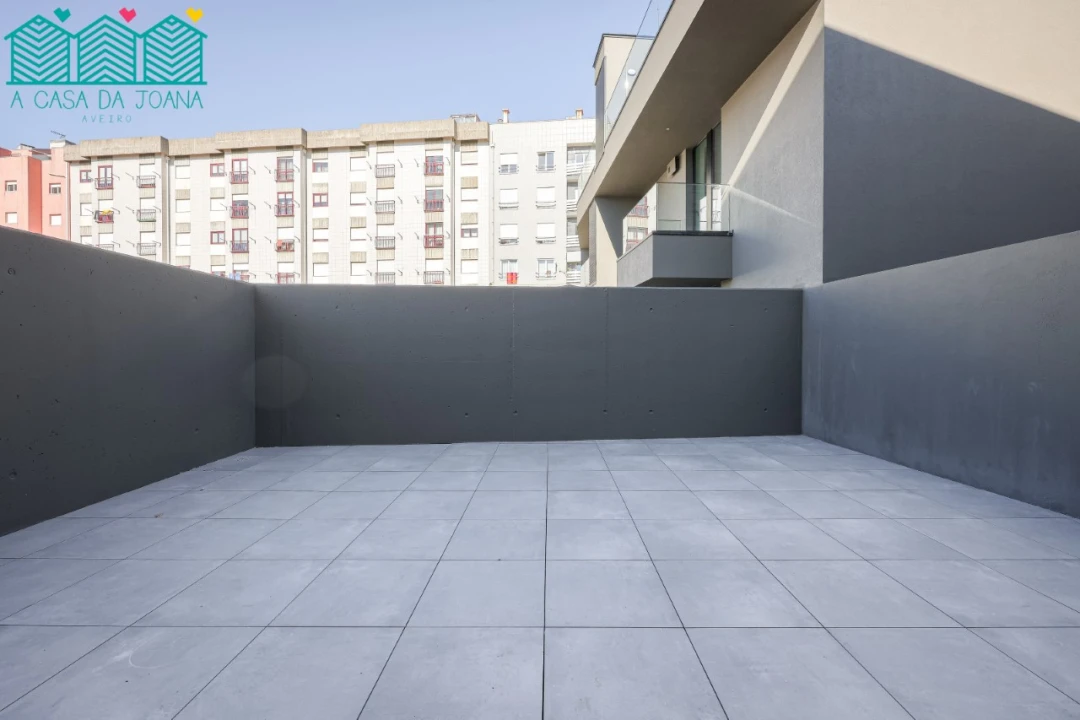 Apartamento T1 para Venda em Glória e Vera Cruz Foto 4
