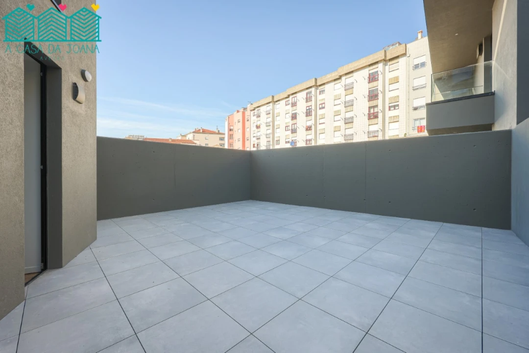 Apartamento T1 para Venda em Glória e Vera Cruz Foto 5