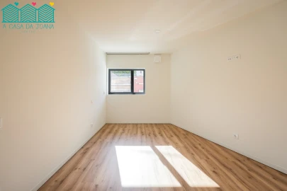 Apartamento T1 para Venda em Glória e Vera Cruz