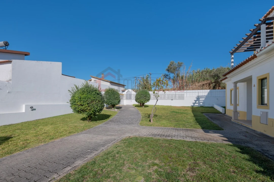 Moradia T3 para Venda em Lourinhã e Atalaia Foto 6