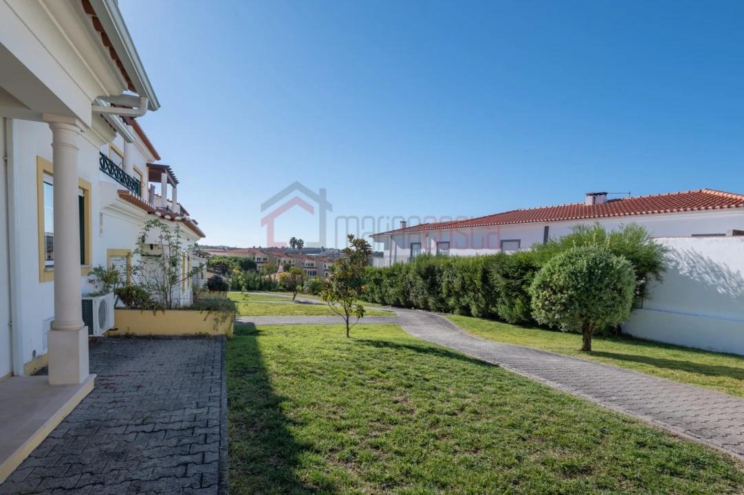 Moradia T3 para Venda em Lourinhã e Atalaia Foto 5