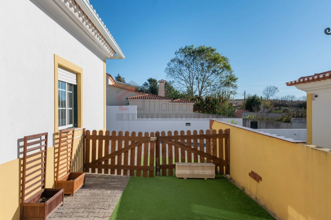 Moradia T3 para Venda em Lourinhã e Atalaia Foto 15